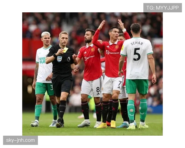 守门员保护规则：哪些冲撞算犯规？裁判如何界定合理对抗？