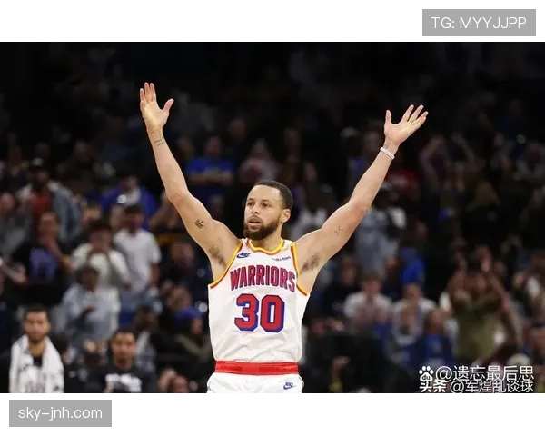 布克挡拆制造投篮空间效率提升明显 拉开队内得分差距