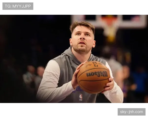 拉梅洛拉开进攻空间与东契奇组织风格差异